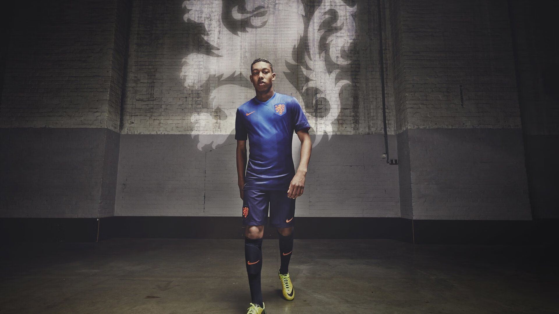 曼联球迷自制短片致敬传奇前锋，曼联的传奇前锋